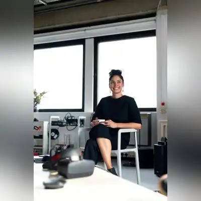 汪薇